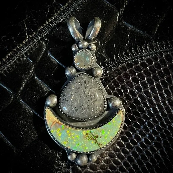 Sterling Silver Monarch Opal Labradorite and Black Sunstone Pendant - Picture 9 of 9
